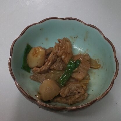 収穫した里芋と、ねぎで豚肉と煮物、作り置きにしました☘️いただくの楽しみです♥️
いつもありがとうございます(*^ーﾟ)